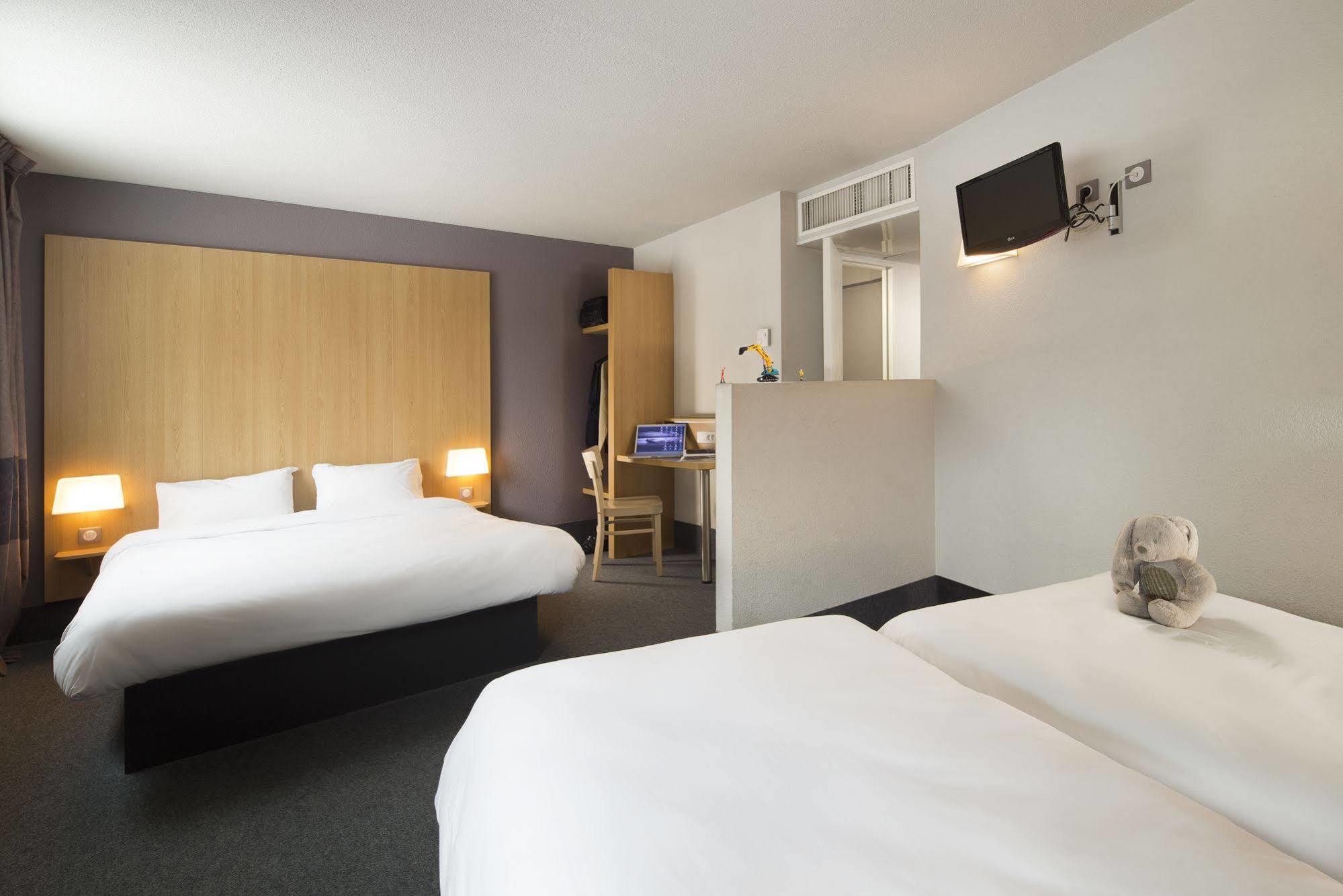 B&B Hotel Auray Carnac ภายนอก รูปภาพ
